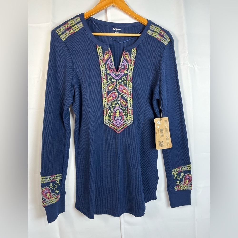 Ruffhewn Womens Embroidered Waffle Knit Navy Blue Top Shirt Long Sleeve L NWT